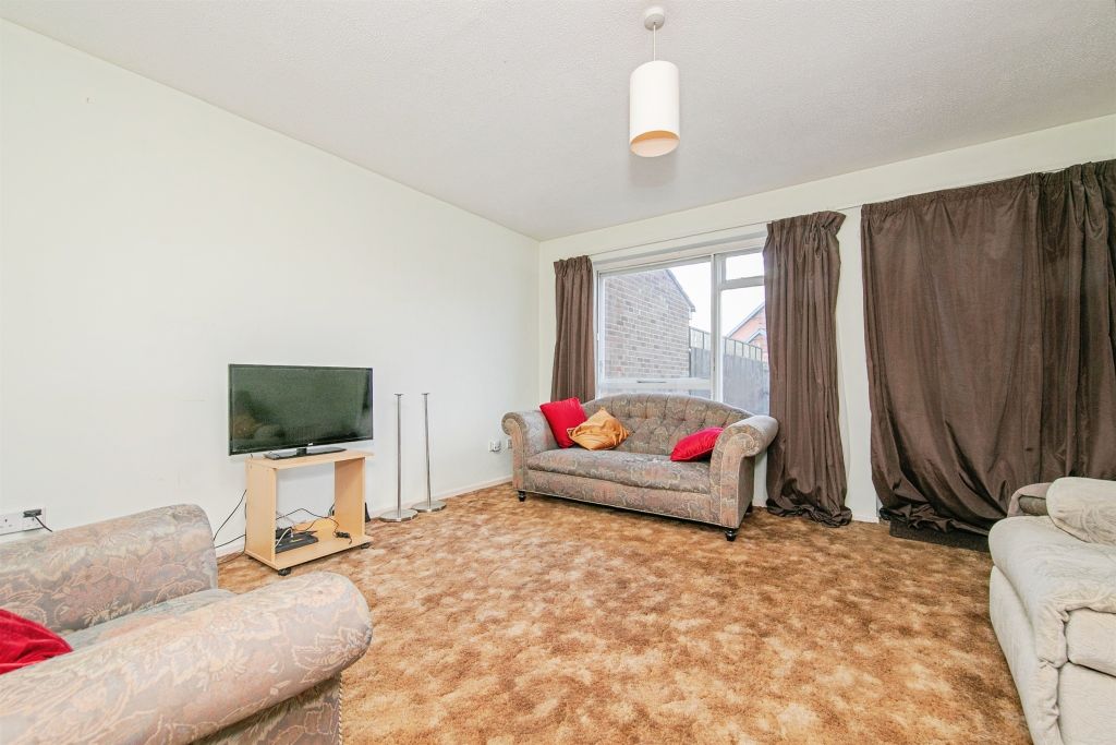 Property photo 3 of 14