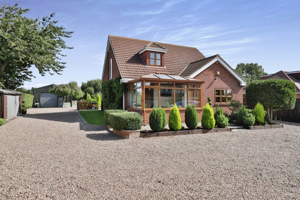 Property photo 1 of 24 4289871