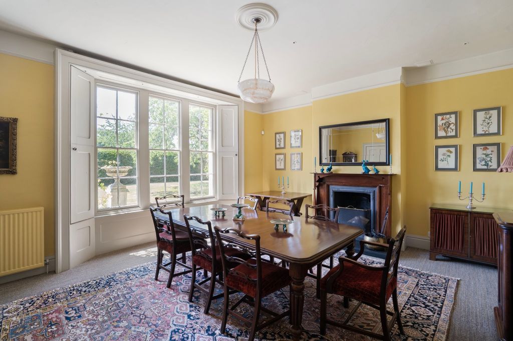 Property photo 3 of 15 Dining Room