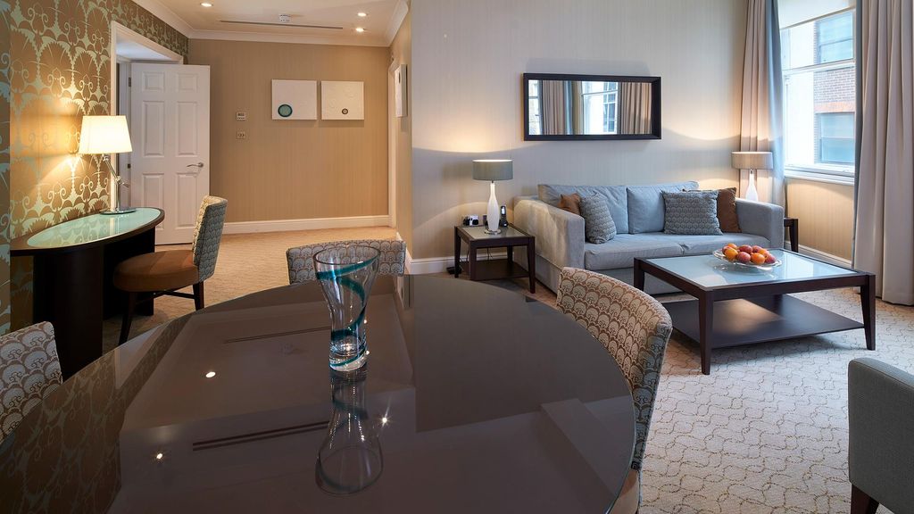Property photo 2 of 8 Cch_Deluxe-1-Bedroom_Bblock-Reception.Jpg