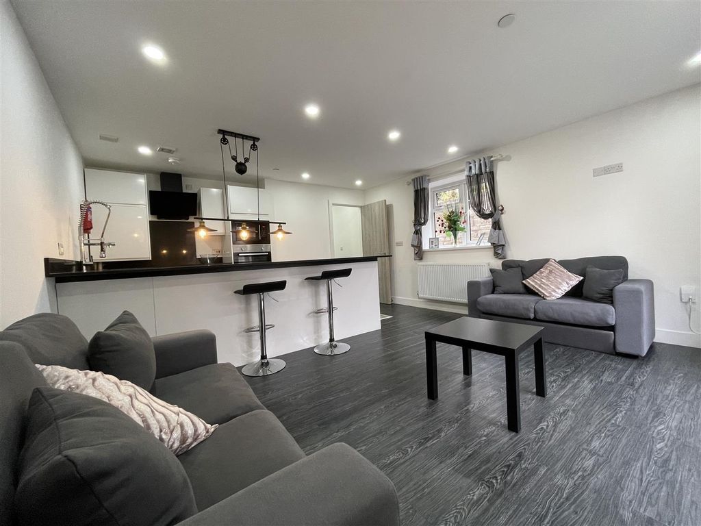 Property photo 2 of 9 Img_3359.Jpg