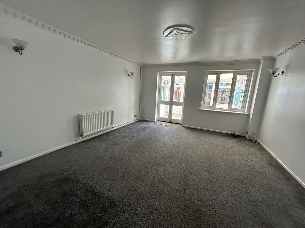 Property photo 3 of 13 Image