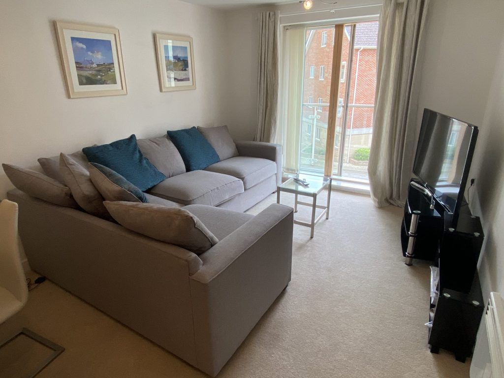 Property photo 2 of 8