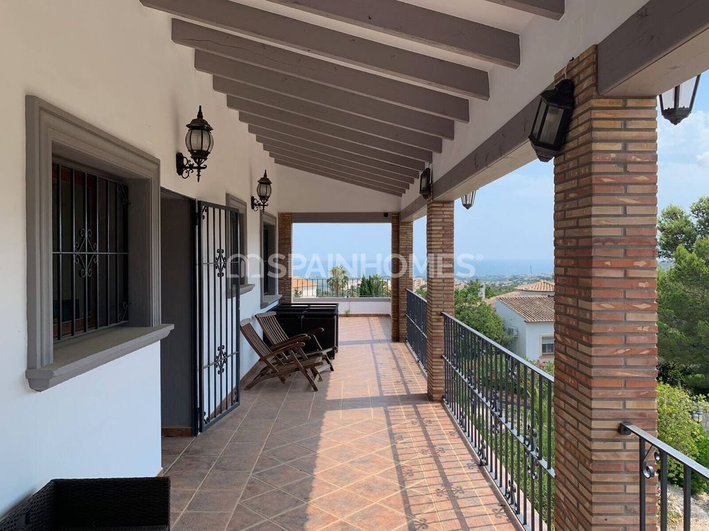 Property photo 3 of 45