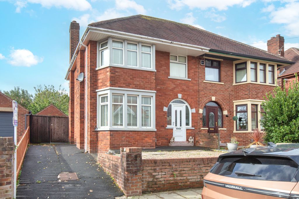 Property photo 1 of 22