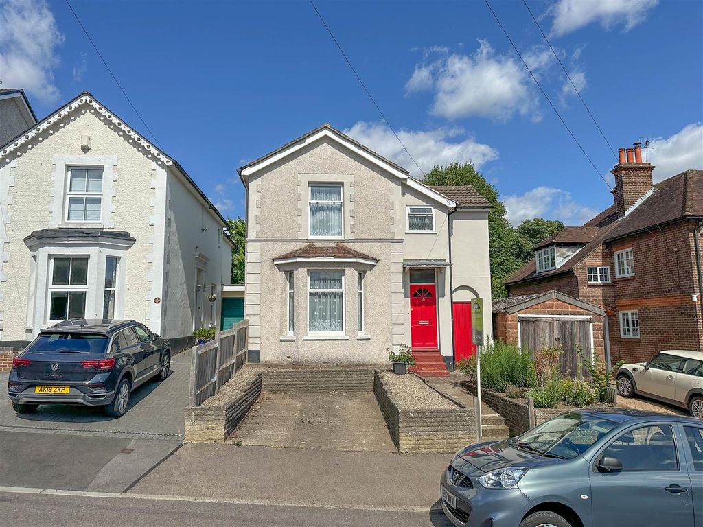 Property photo 1 of 17