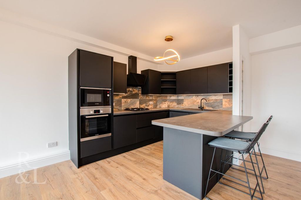 Property photo 2 of 16 B (4).Jpg