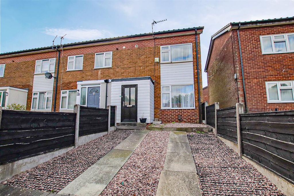 Property photo 1 of 18