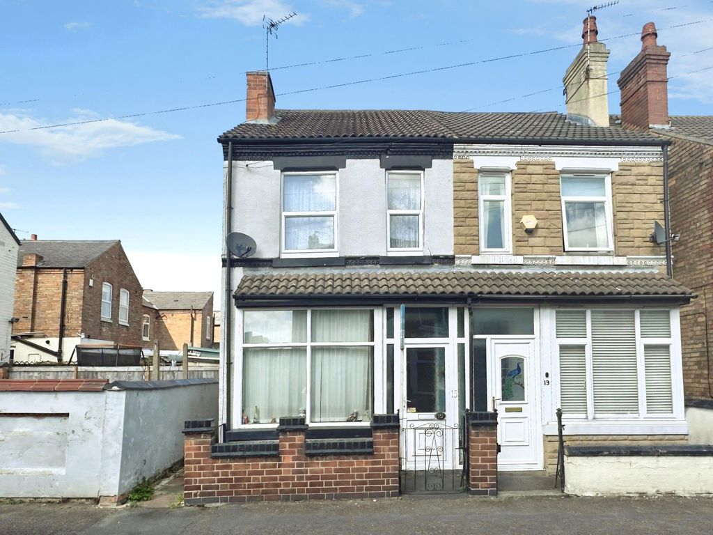 Property photo 1 of 2