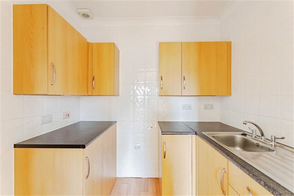 Property photo 1 of 11 (Main)