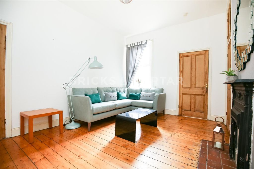 Property photo 2 of 9 2.Jpg