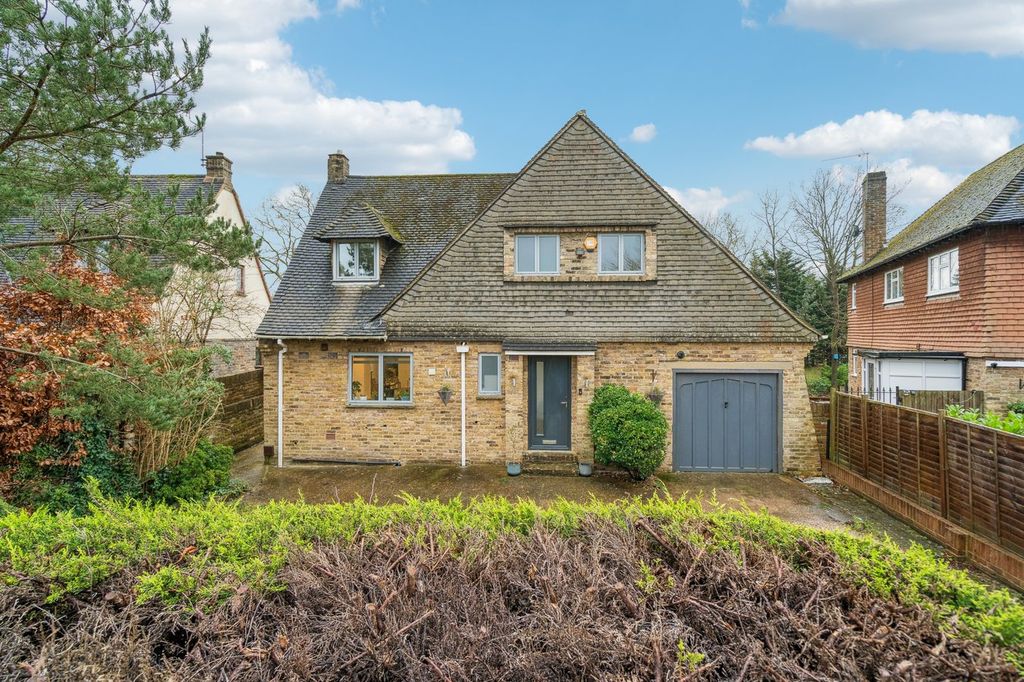 Property photo 2 of 26