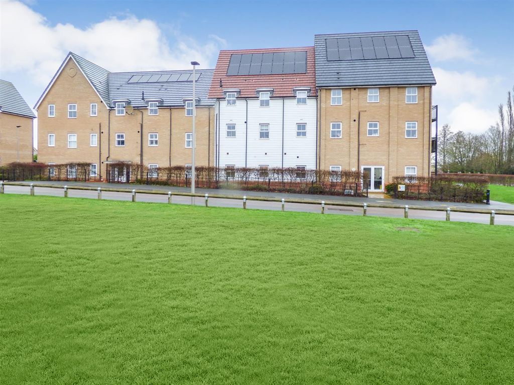 Property photo 1 of 9 P1100585.Jpg