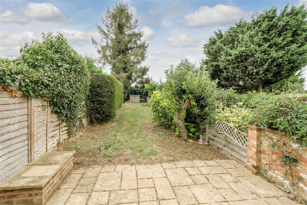Property photo 2 of 19 Rear Garden