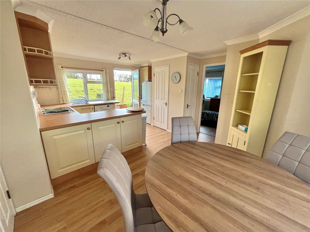 Property photo 3 of 20 Picture No. 17