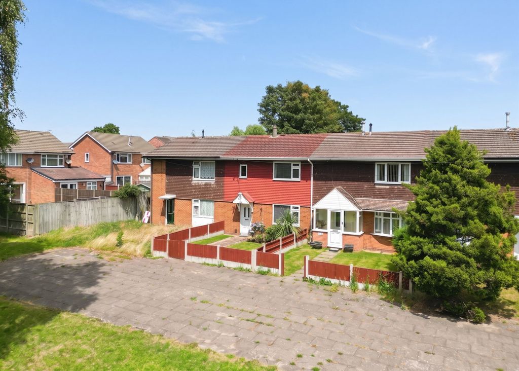 Property photo 2 of 23