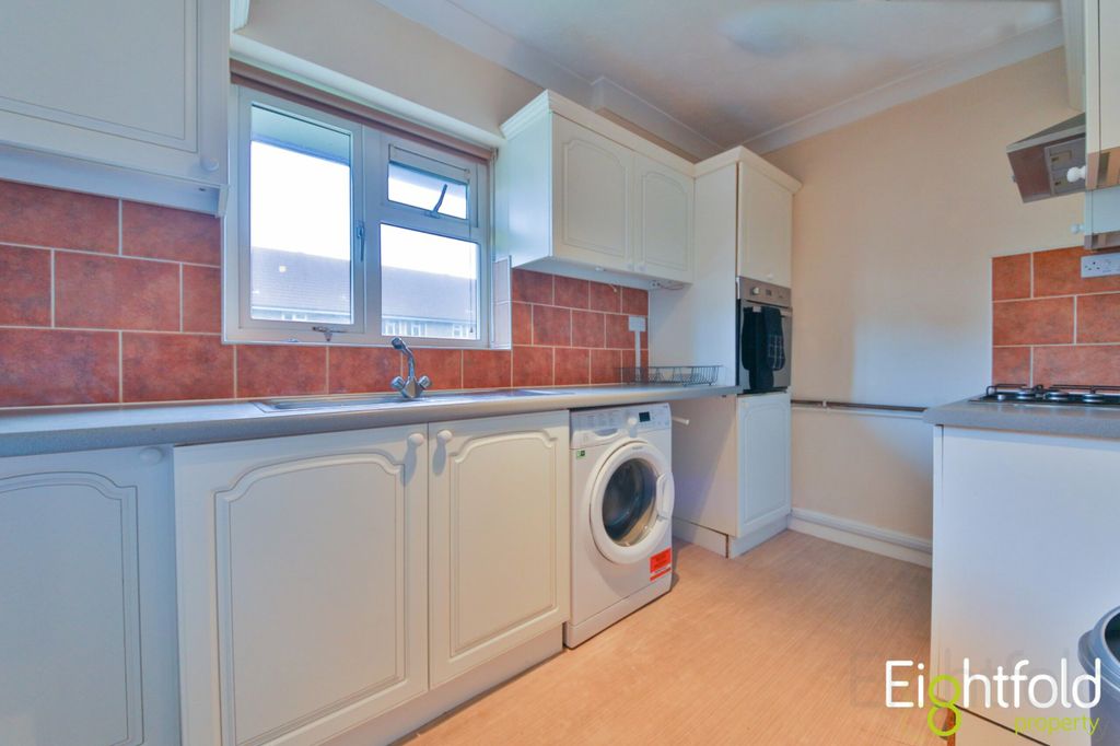 Additional image 8 of 4 bed flat to rentSouthmount, Brighton BN1