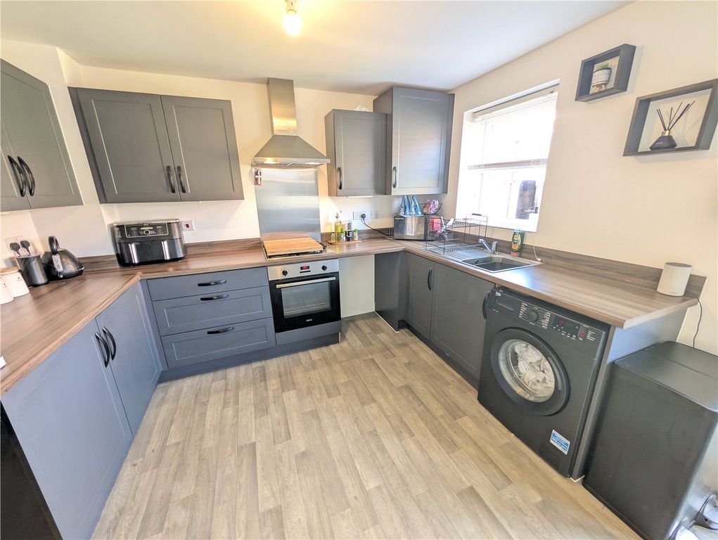 Property photo 2 of 11 Picture No. 07