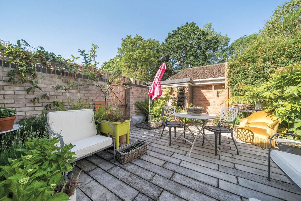 Property photo 3 of 17 1467483-5-6A1584F...