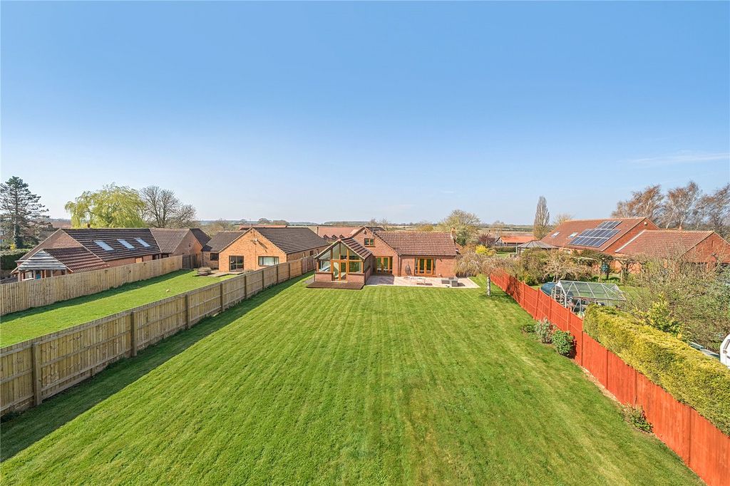Property photo 2 of 20 The Willows