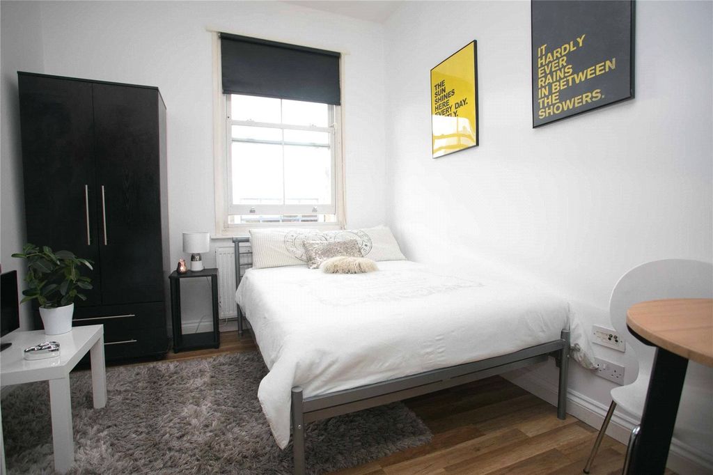 Property photo 2 of 11 Picture No. 01