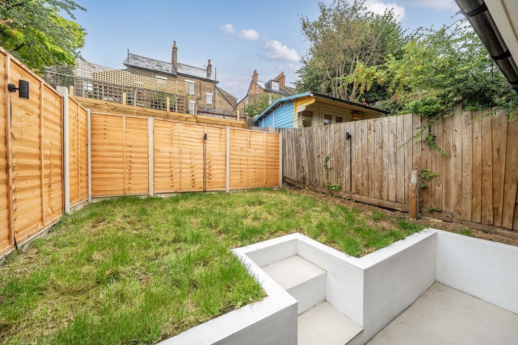 Property photo 2 of 22 1347201-21-68B6Db...