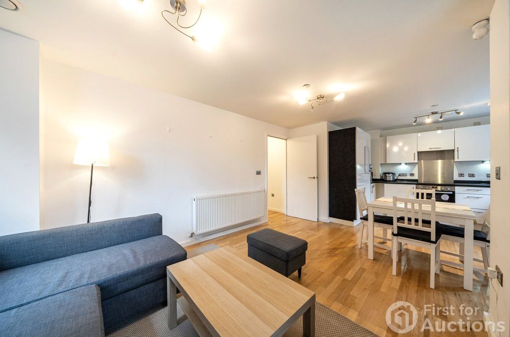 Property photo 3 of 12 3