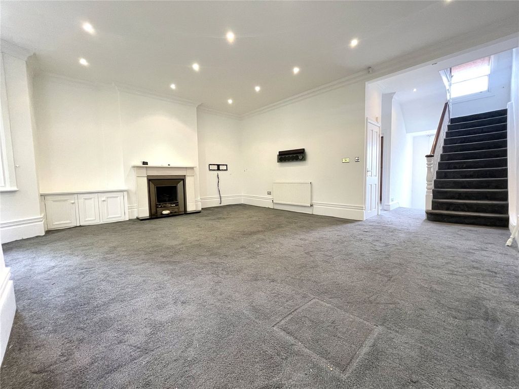 Property photo 3 of 10 Living Room