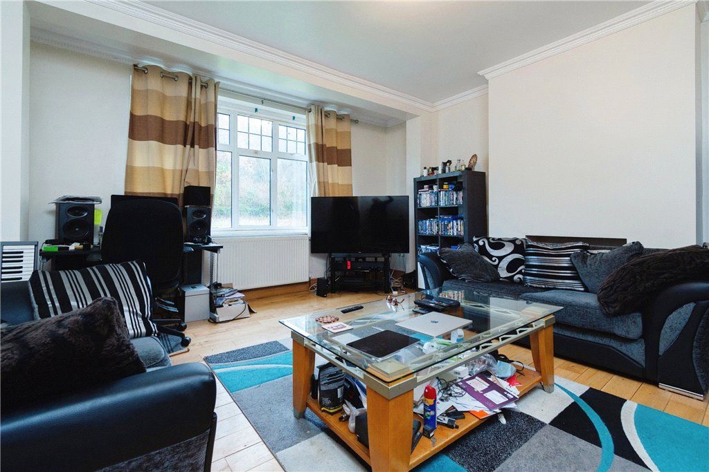 Property photo 3 of 16 Picture No. 21