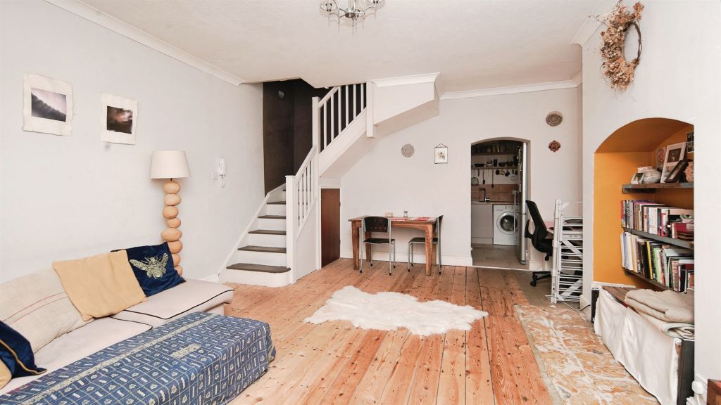 Property photo 3 of 15