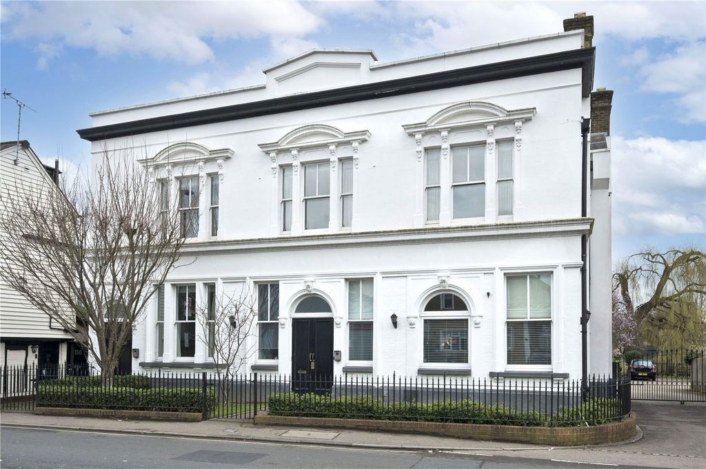 Property photo 1 of 7 Main Image