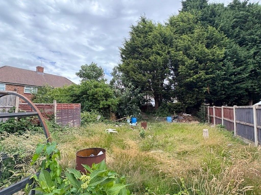 Property photo 3 of 4