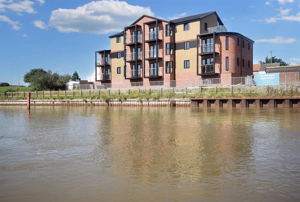 Property photo 2 of 9 River Front.Jpg