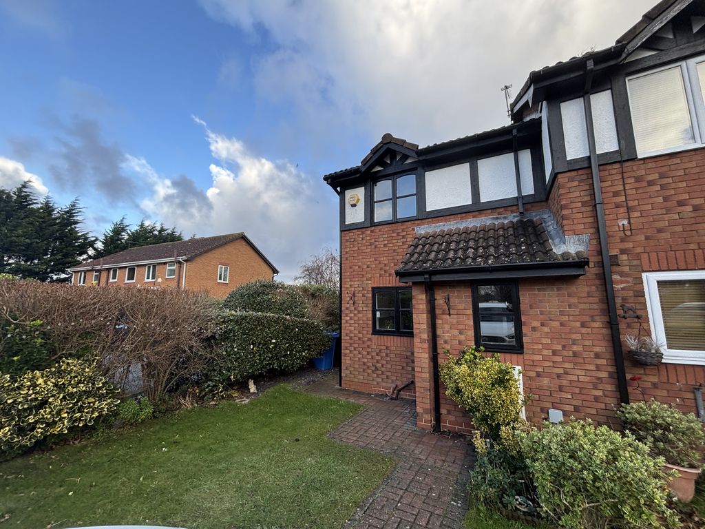 Property photo 2 of 12