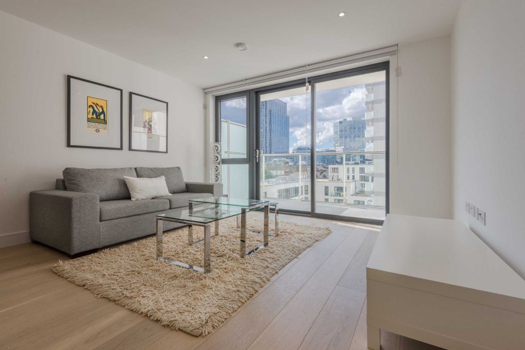 Property photo 1 of 12 Reception Room