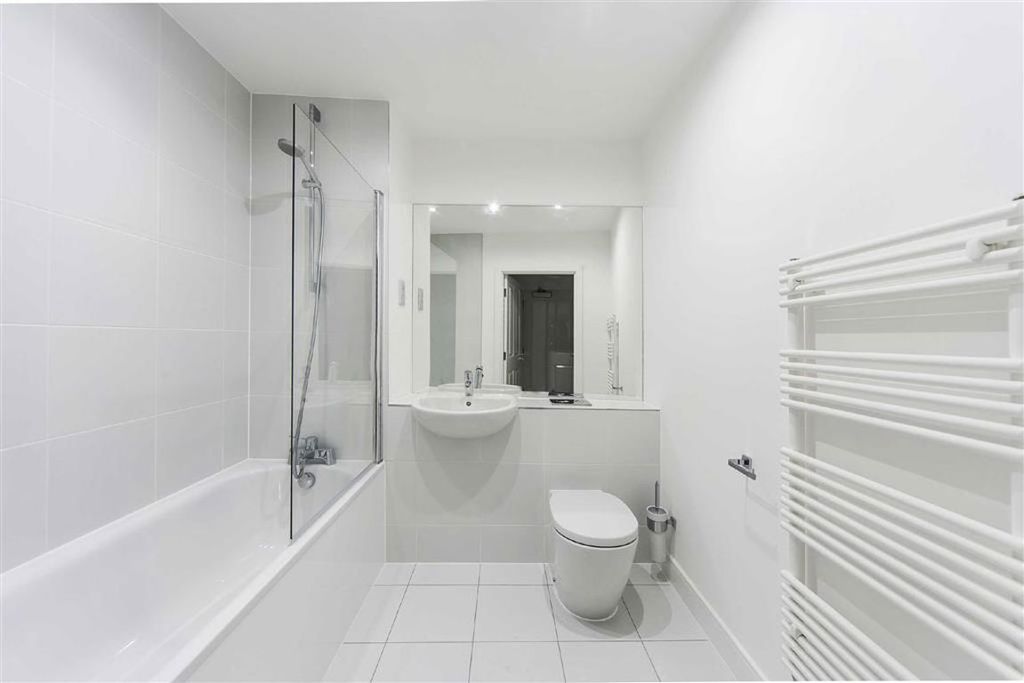 Property photo 3 of 4