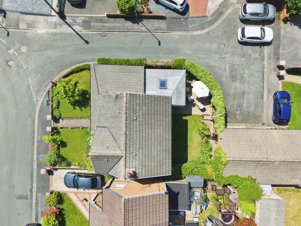 Property photo 3 of 38