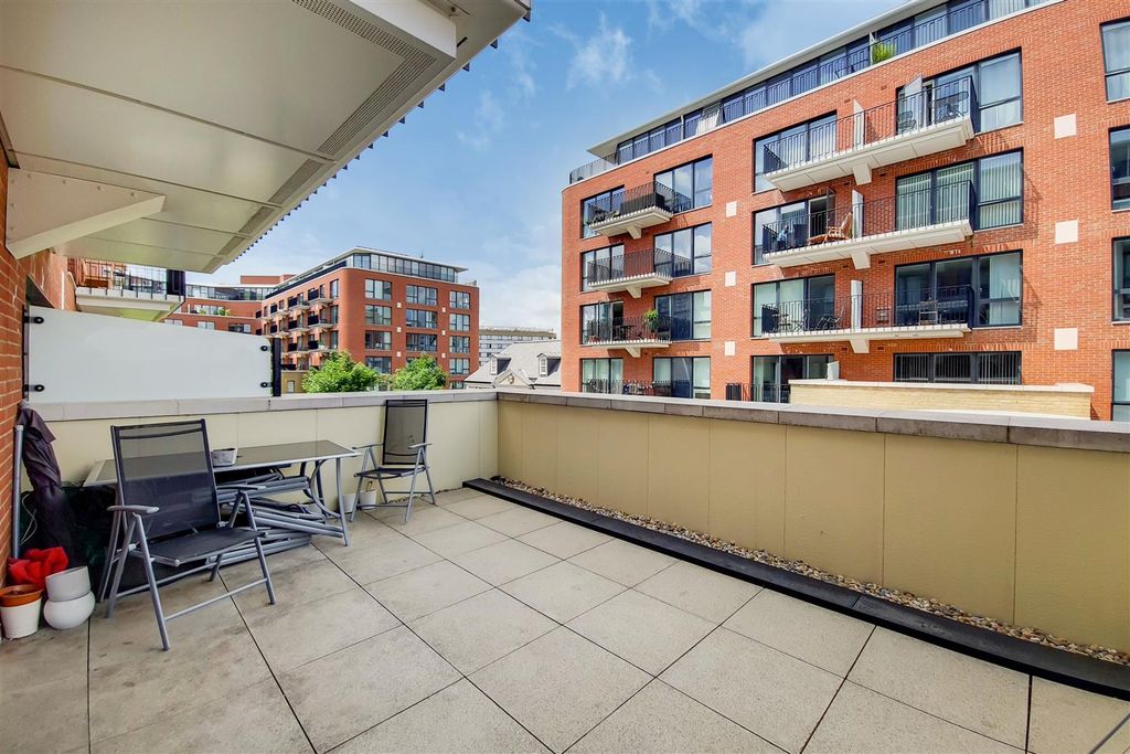 Property photo 3 of 12