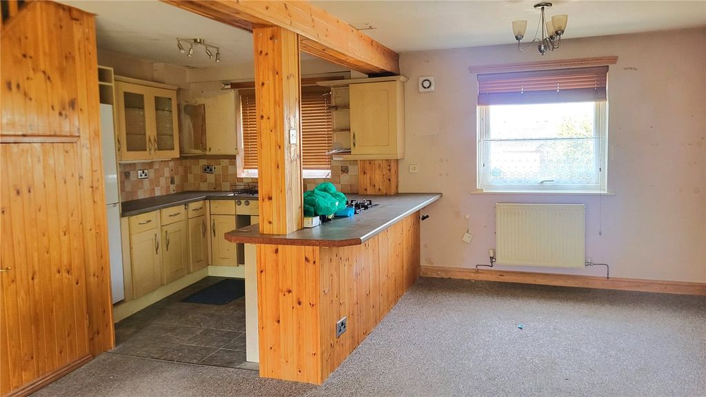 Property photo 2 of 7 Picture 2