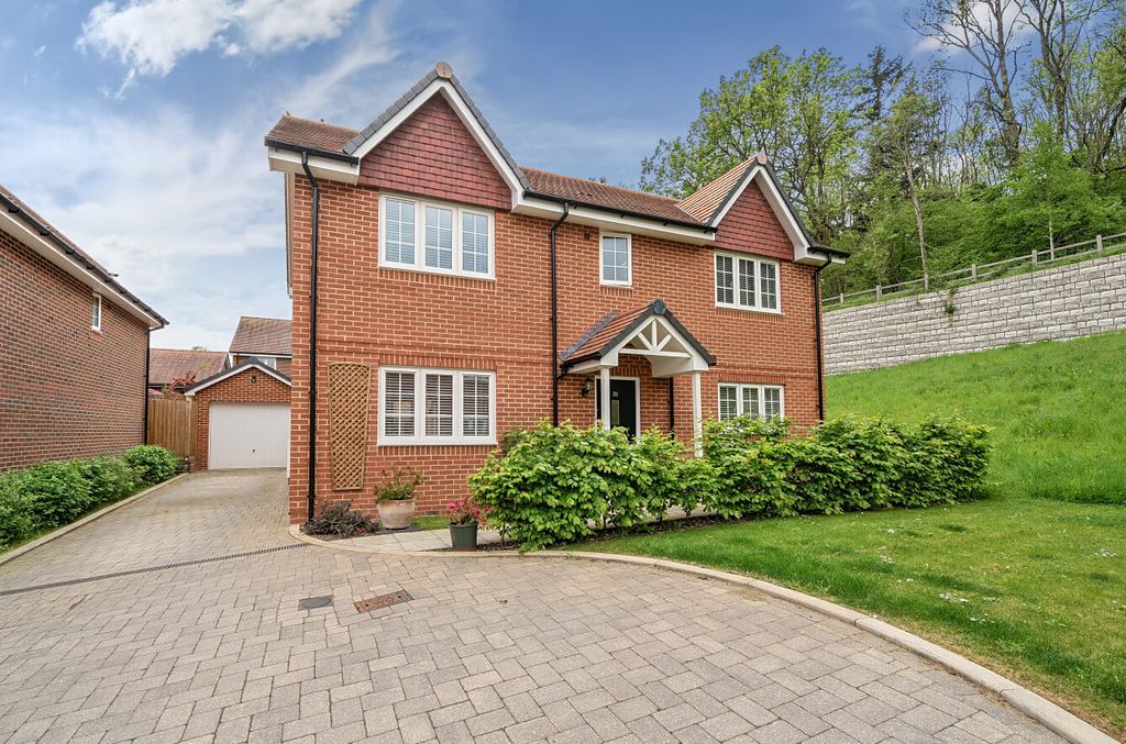 Property photo 1 of 19 1454272-3-69Fc979...