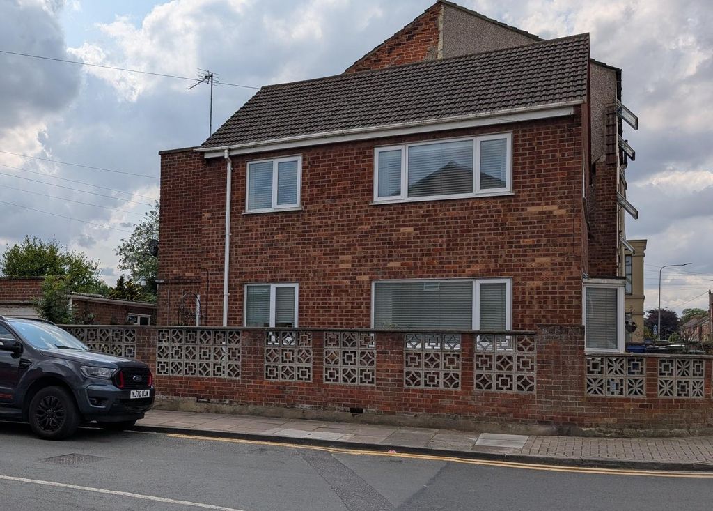 Property photo 1 of 11 Main Image