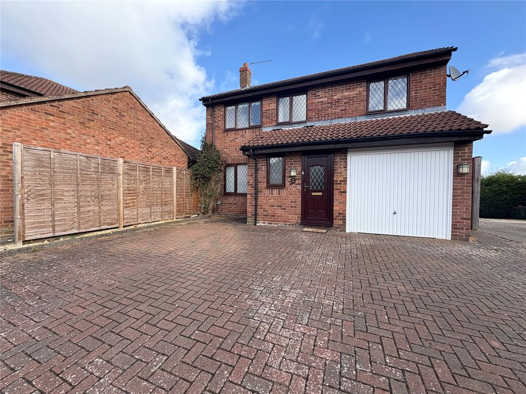 Property photo 1 of 19 Picture No. 09