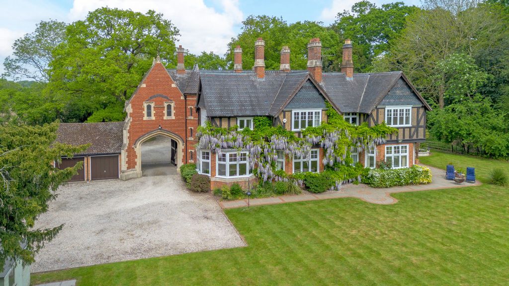 Property photo 2 of 47