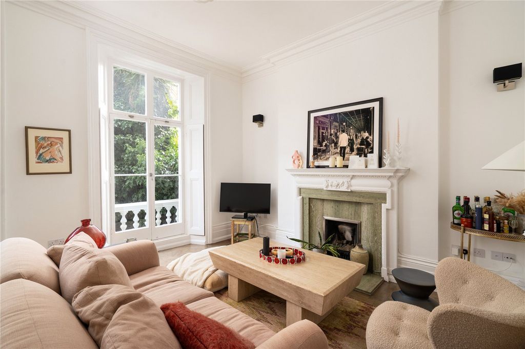 Property photo 2 of 12 Picture No. 05