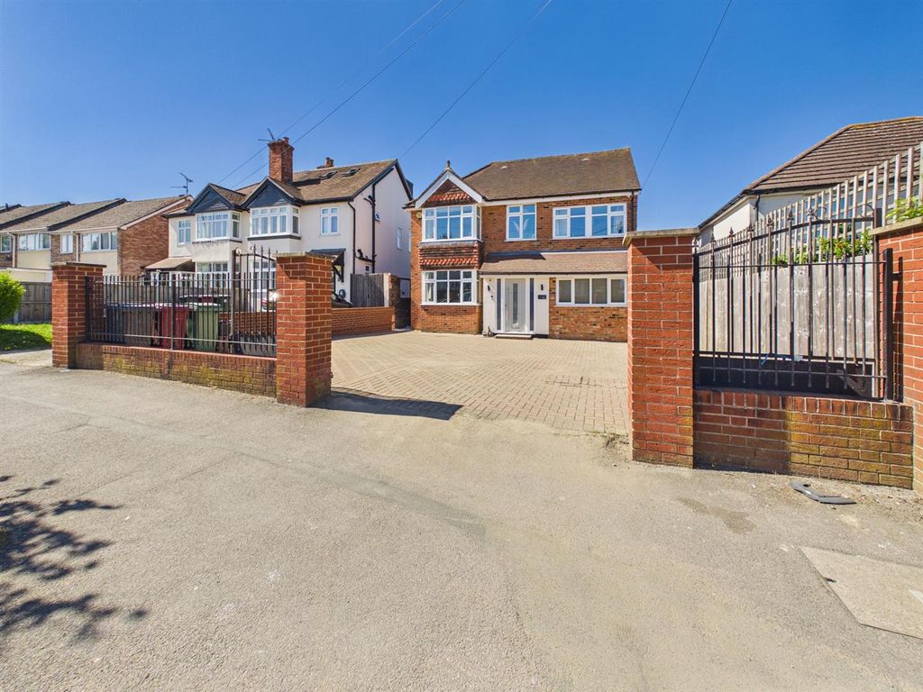 Property photo 1 of 22 Cam05510G0-Pr0203-Still003.Jpg