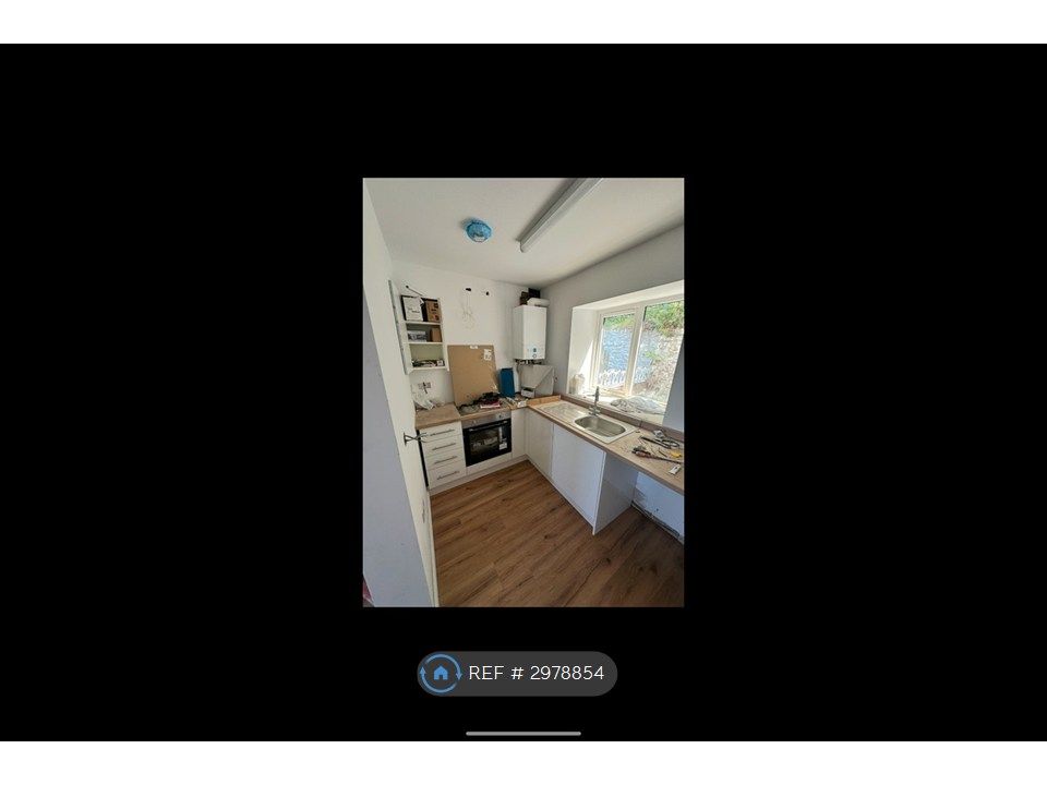 Property photo 1 of 2