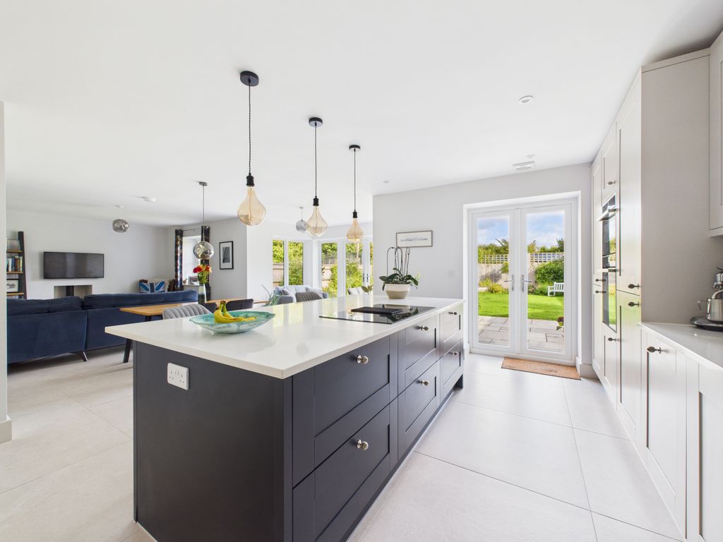 Property photo 2 of 26 Kitchen 1