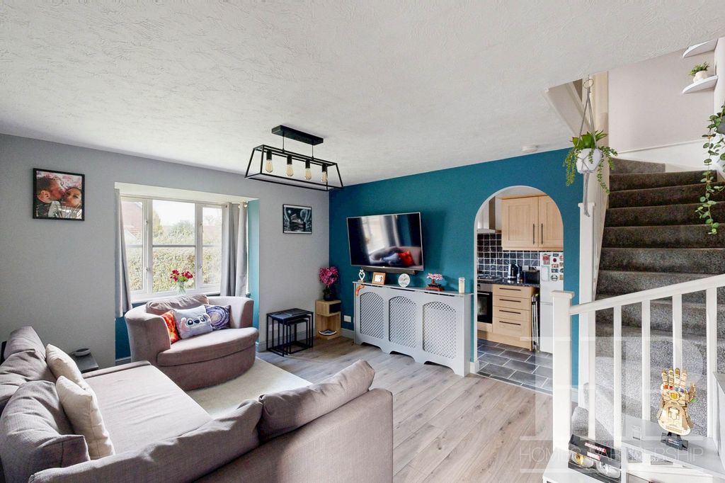 Property photo 2 of 15