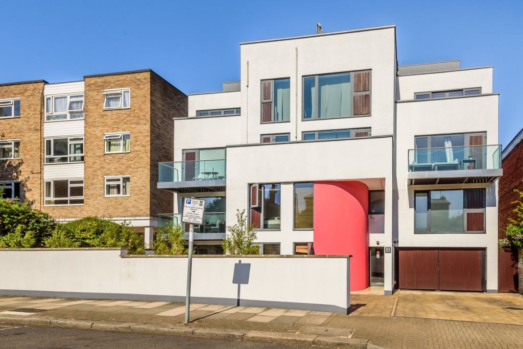 Property photo 1 of 6 1