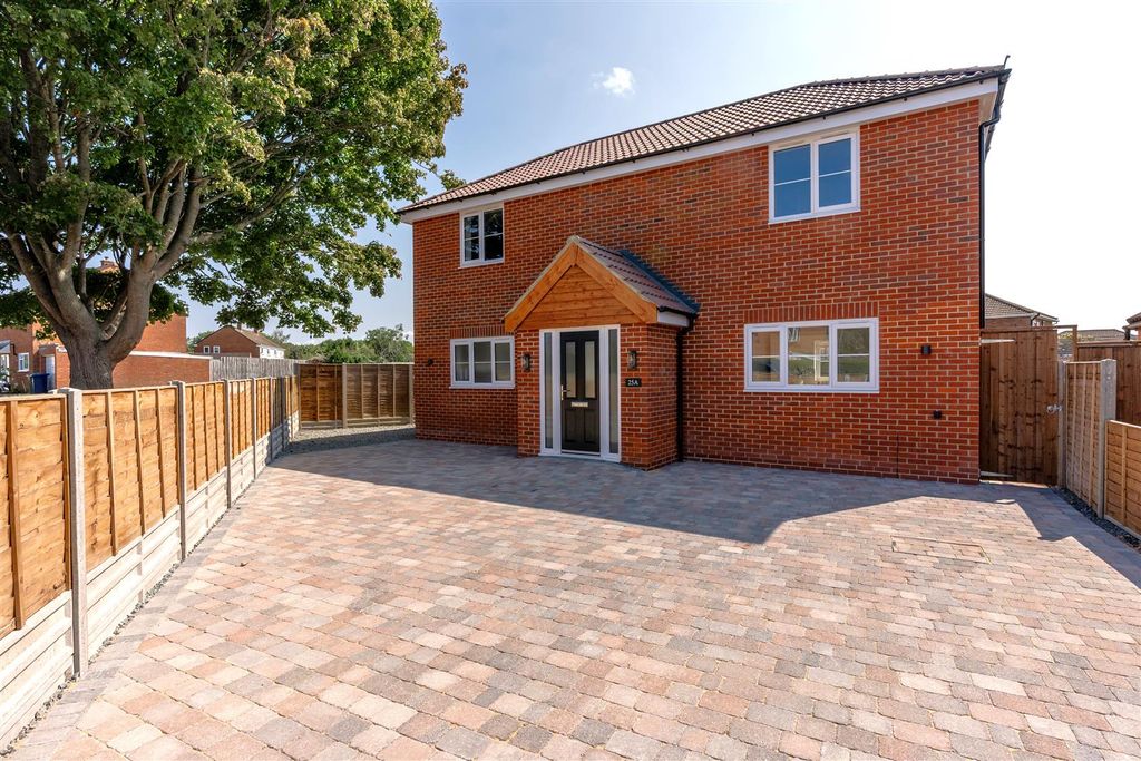 Property photo 1 of 30
